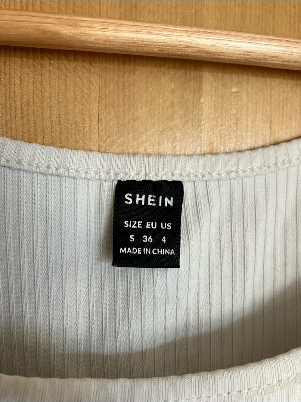 SHEIN Cream Ribbed Cropped Tank Top - Picture 2 of 3